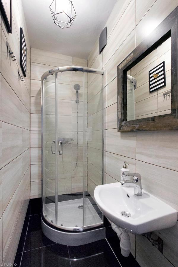 Clicktheflat Hoza Street Apart Rooms Varsóvia Exterior foto